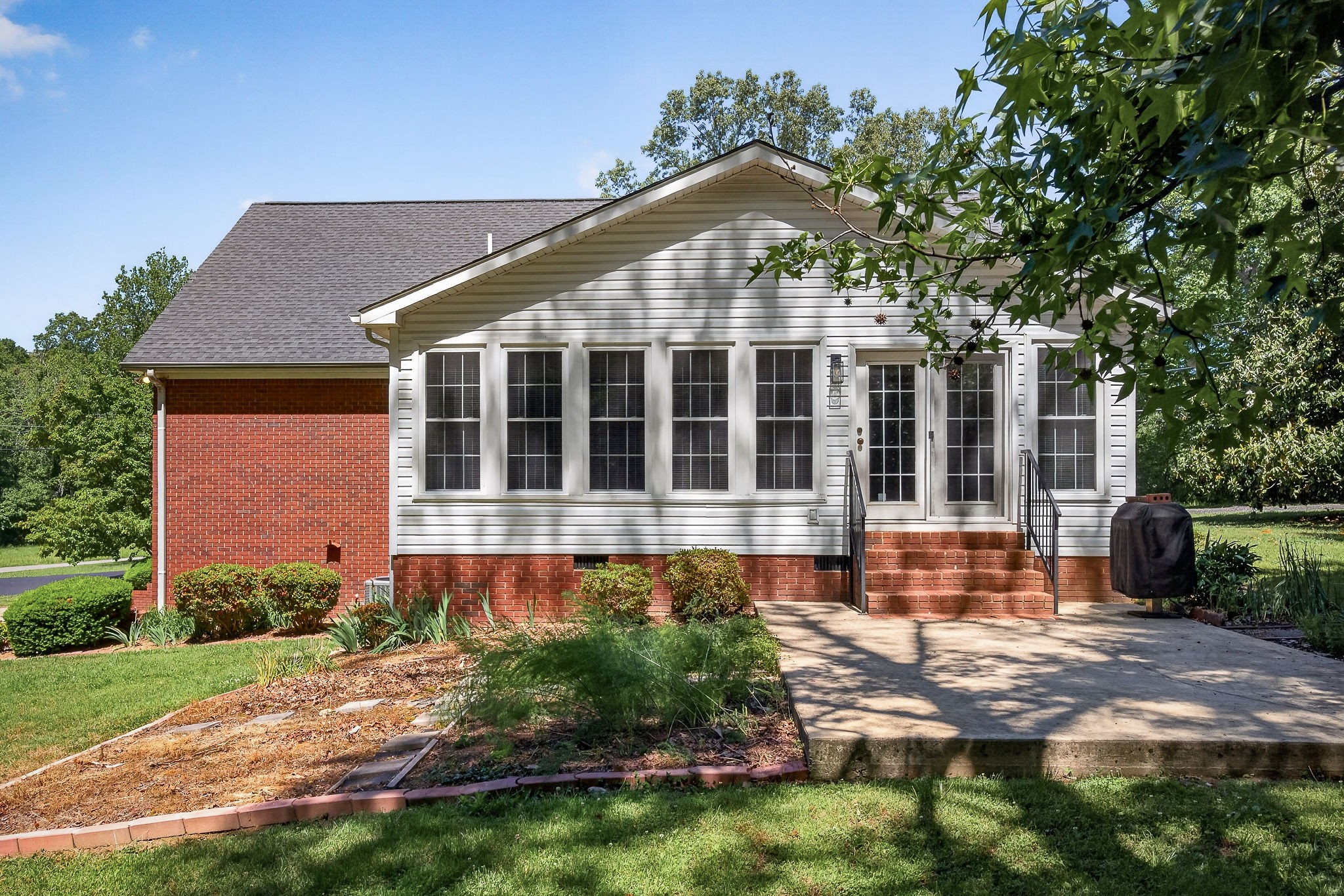 101 Big Rock Road Smithville TN 37166