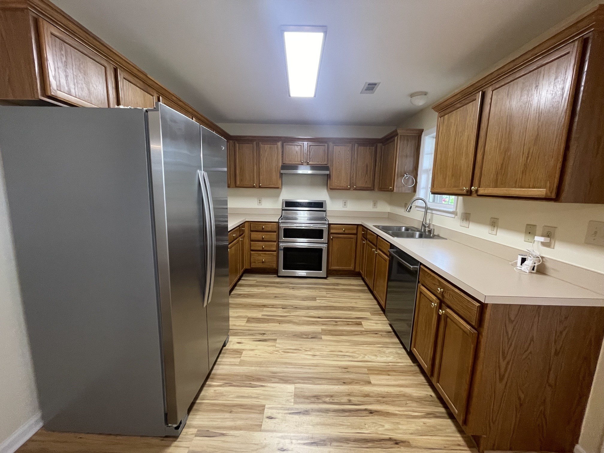 1301 Crofton Park Court Columbia TN 38401