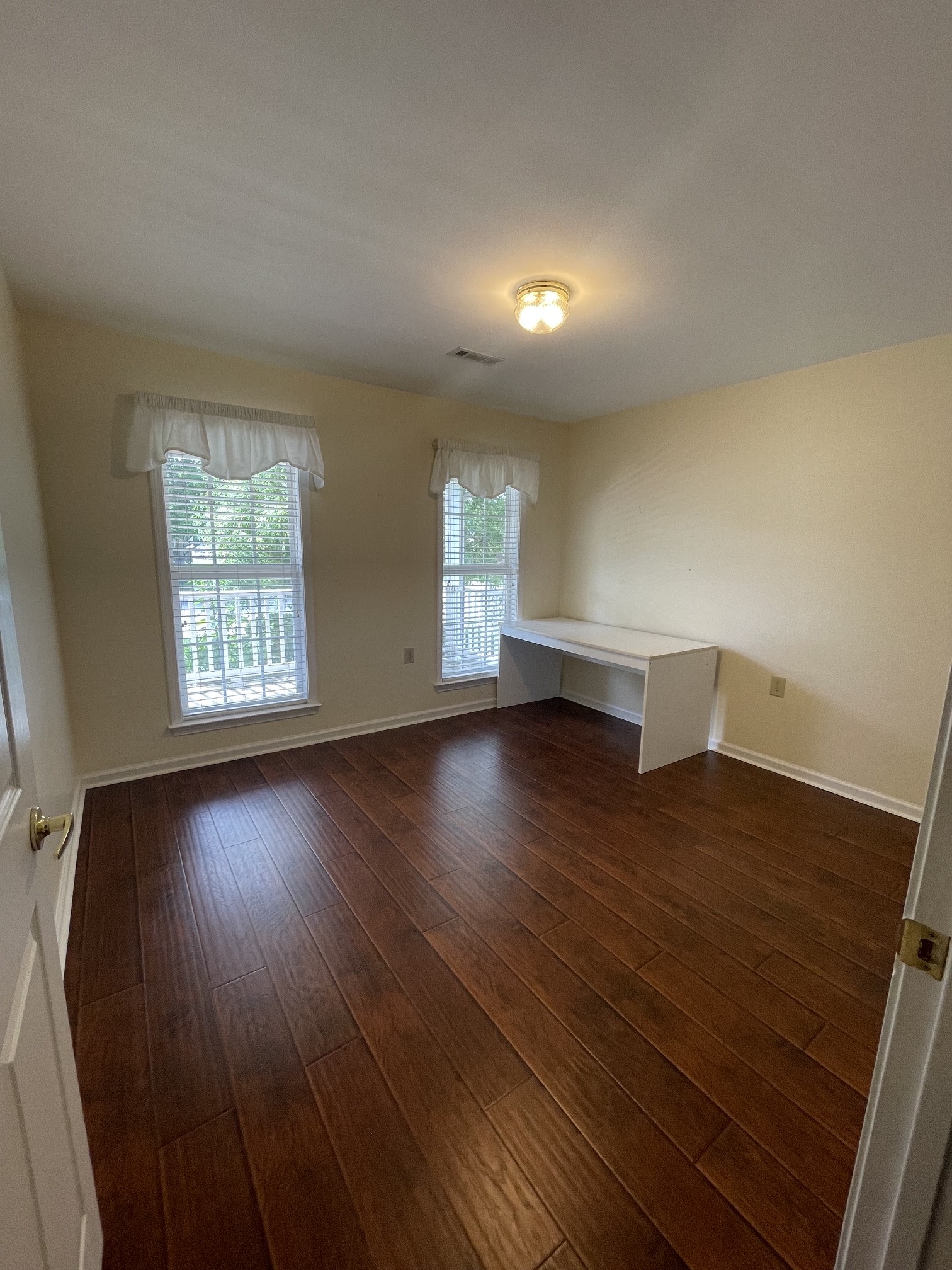 1301 Crofton Park Court Columbia TN 38401