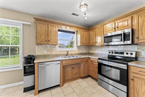 8003 Minehead Drive Smyrna TN 37167