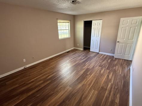 409 E Moore Street Tullahoma TN 37388