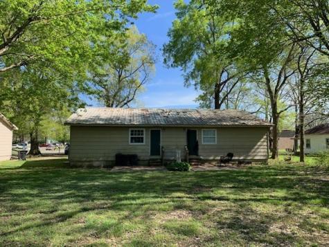 409 E Moore Street Tullahoma TN 37388