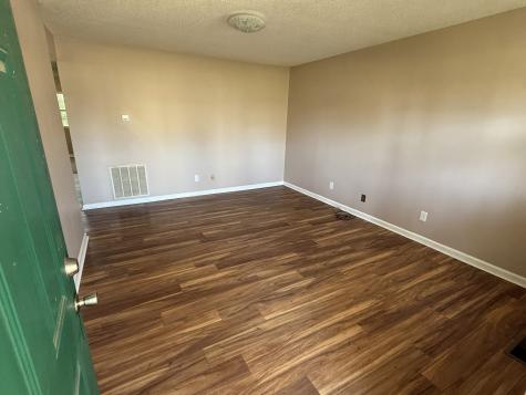 409 E Moore Street Tullahoma TN 37388