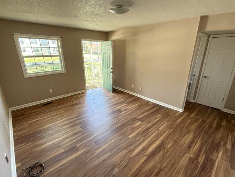 409 E Moore Street Tullahoma TN 37388