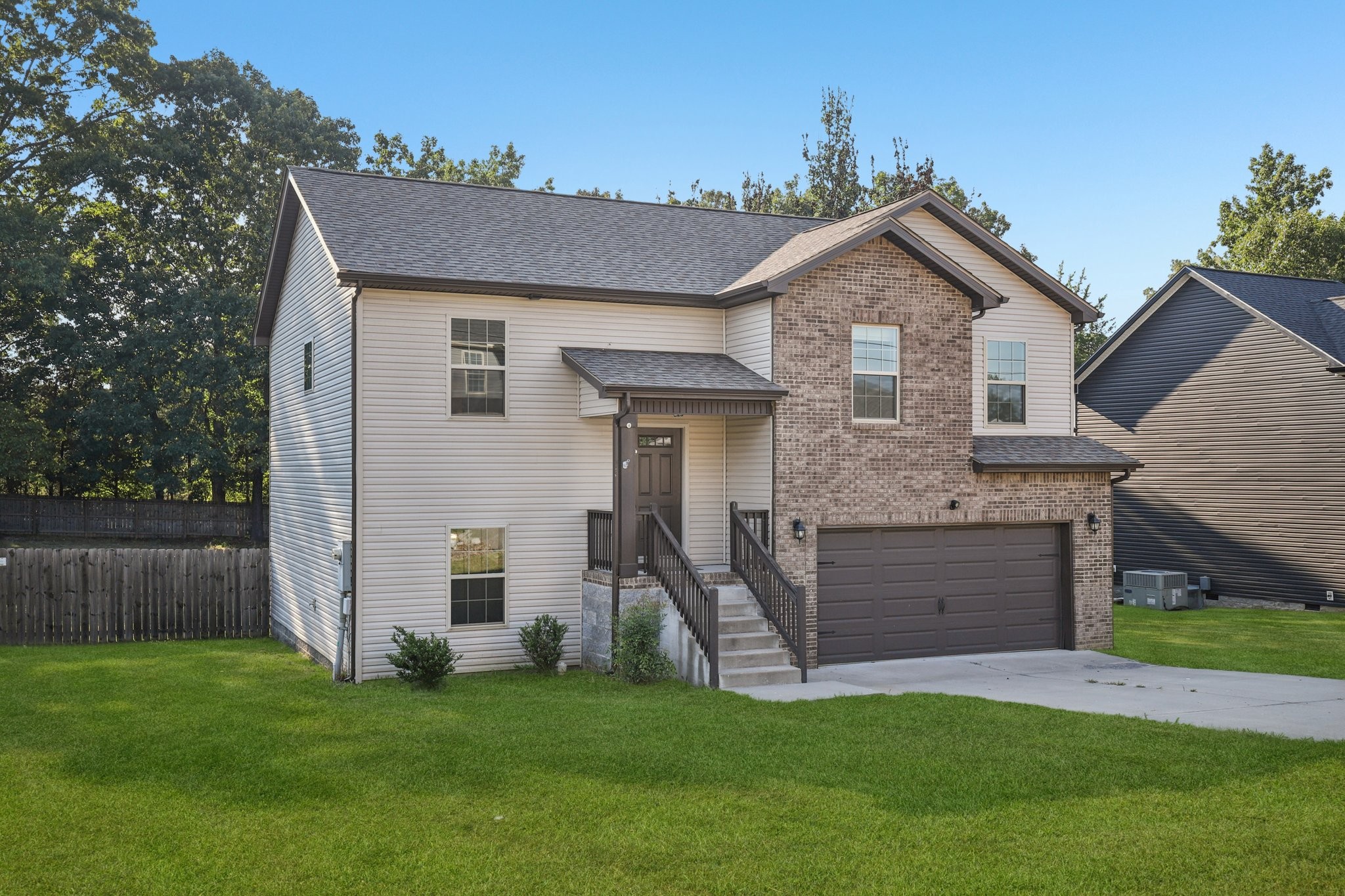 1864 Red Fox Trail Clarksville TN 37042
