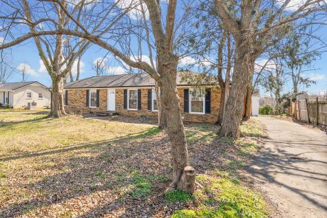 214 Cunningham Lane Clarksville TN 37042