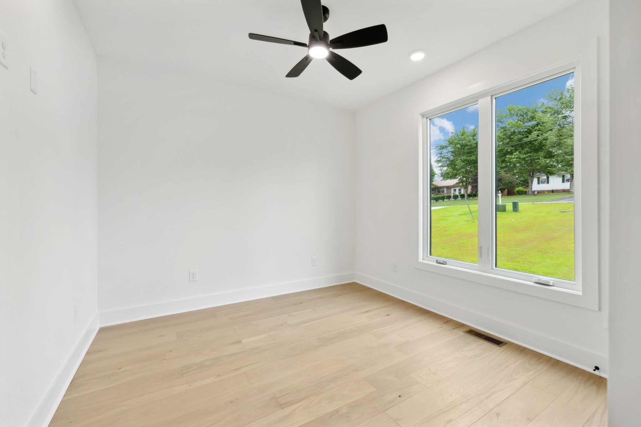 811 Oconnor Street Smithville TN 37166
