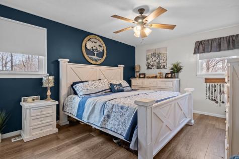 105 Clearwater Drive Tennessee Ridge TN 37178