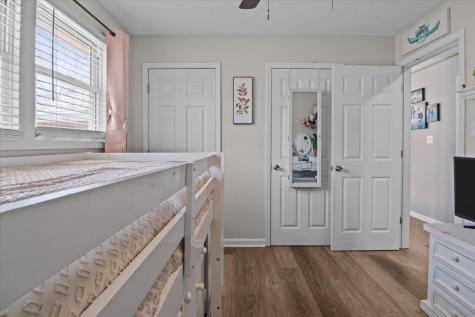 105 Clearwater Drive Tennessee Ridge TN 37178