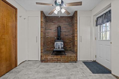 105 Clearwater Drive Tennessee Ridge TN 37178
