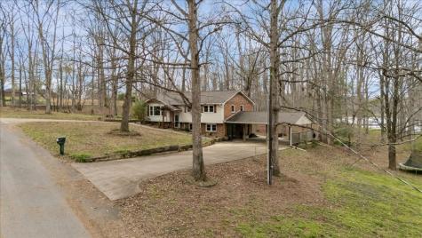 105 Clearwater Drive Tennessee Ridge TN 37178