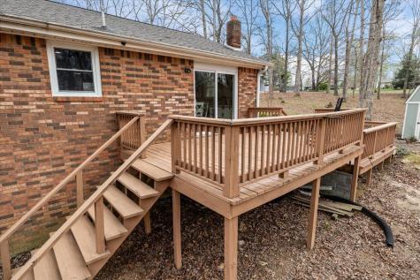105 Clearwater Drive Tennessee Ridge TN 37178
