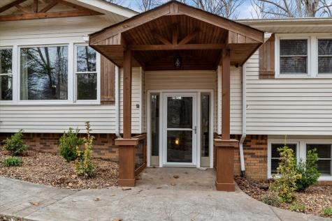 105 Clearwater Drive Tennessee Ridge TN 37178