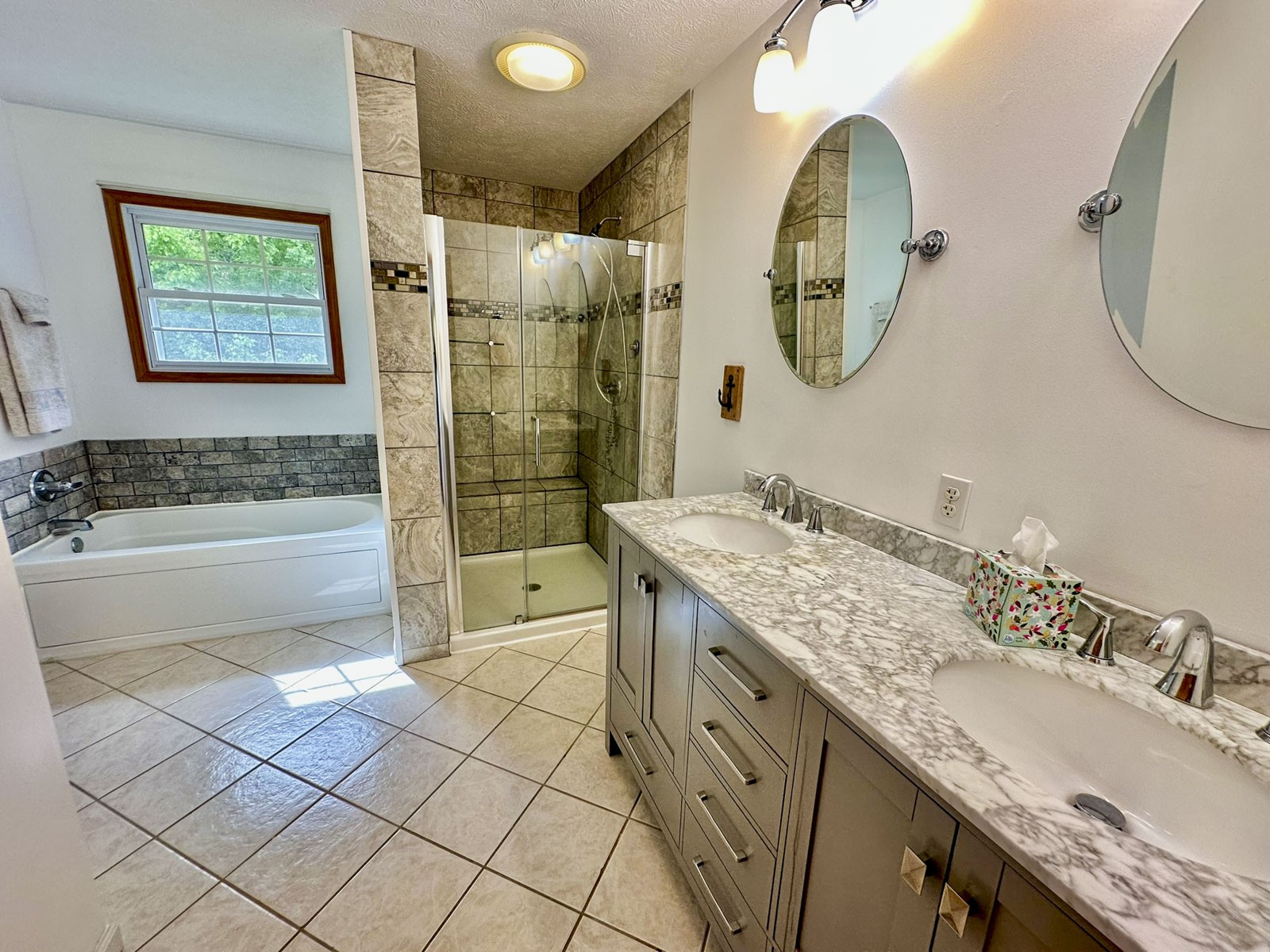 2397 Lower Rinehart Road Dandridge TN 37725