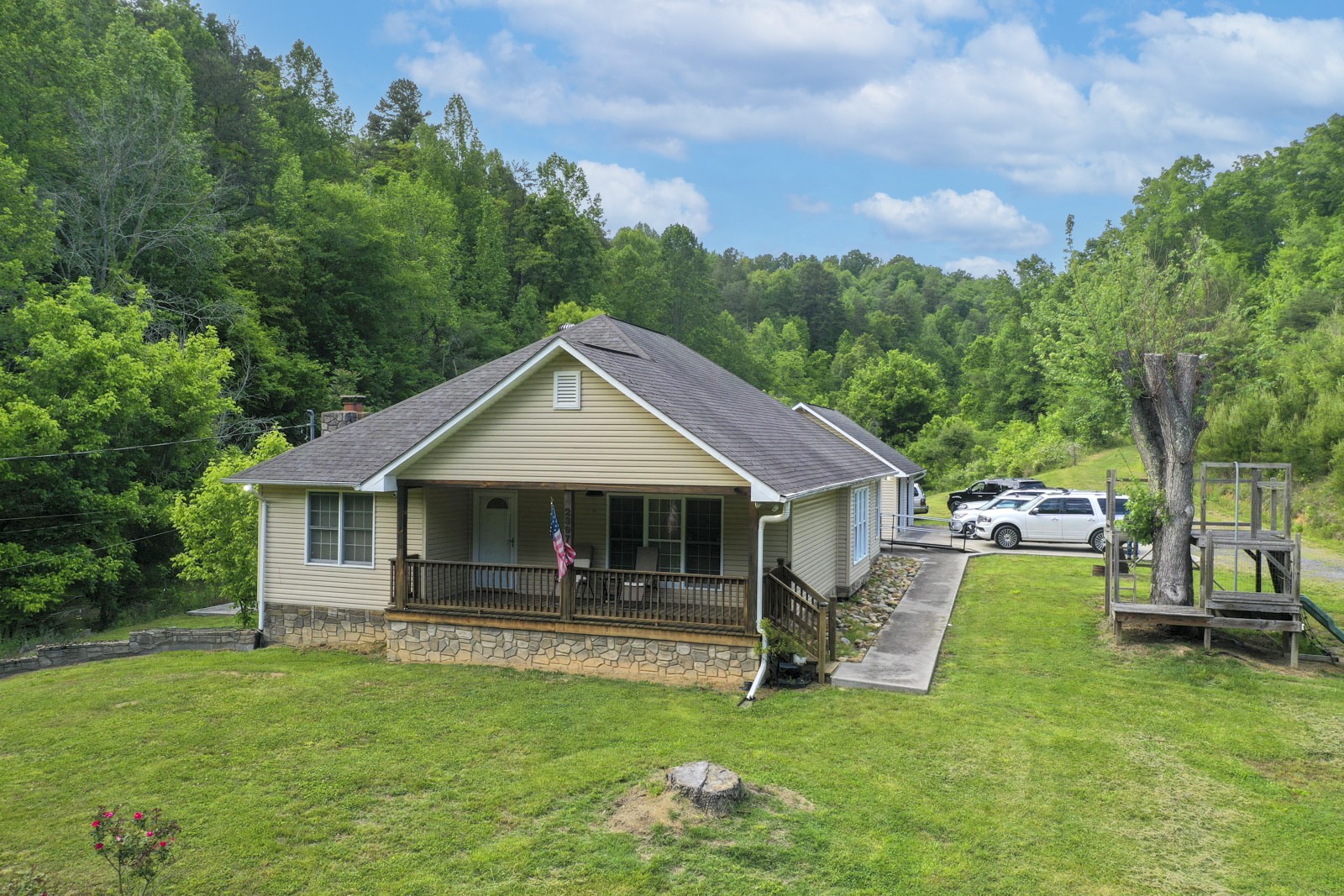 2397 Lower Rinehart Road Dandridge TN 37725