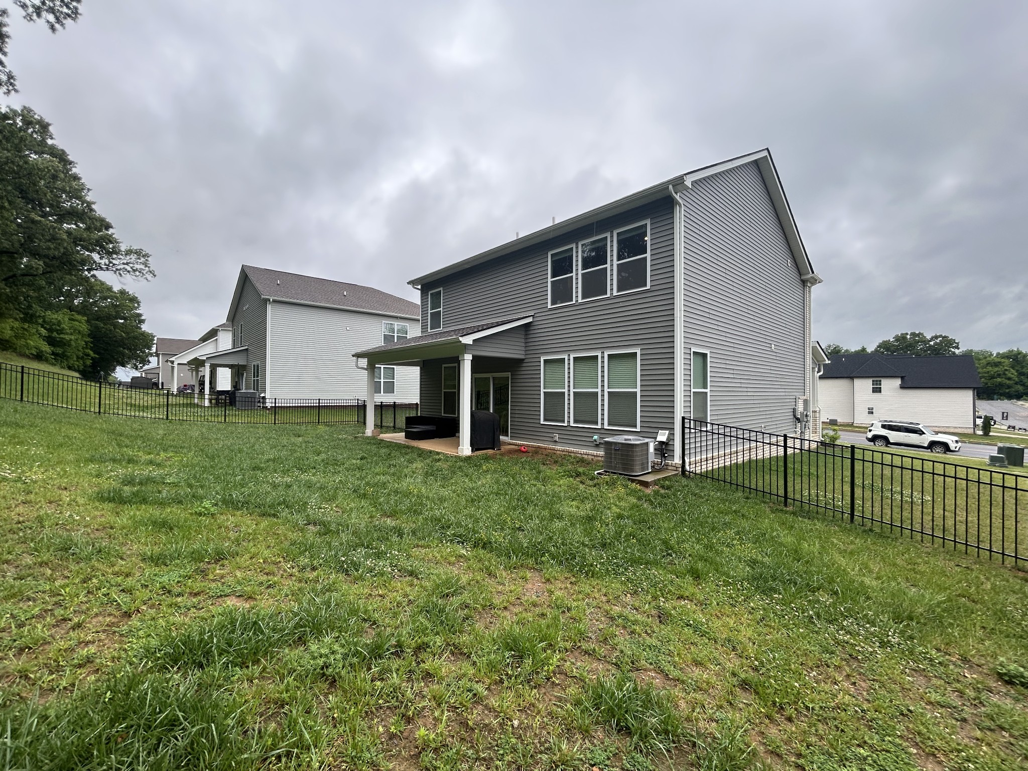 1055 Ross Farms Boulevard Clarksville TN 37043
