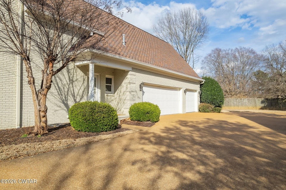 14 Winfield Place Jackson TN 38305