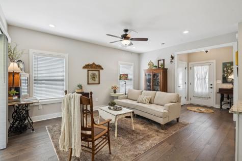 26 Sycamore Rdg, W Burns TN 37029