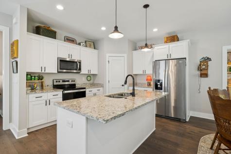 26 Sycamore Rdg, W Burns TN 37029