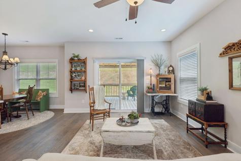 26 Sycamore Rdg, W Burns TN 37029