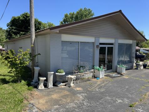 1075 S College Street Winchester TN 37398