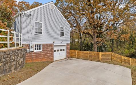 132 Lynda Drive Chattanooga TN 37405