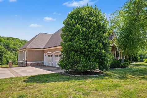 7699 N County Line Road Fairview TN 37062