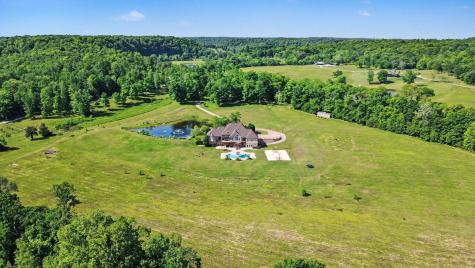 7699 N County Line Road Fairview TN 37062