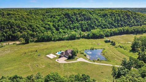 7699 N County Line Road Fairview TN 37062
