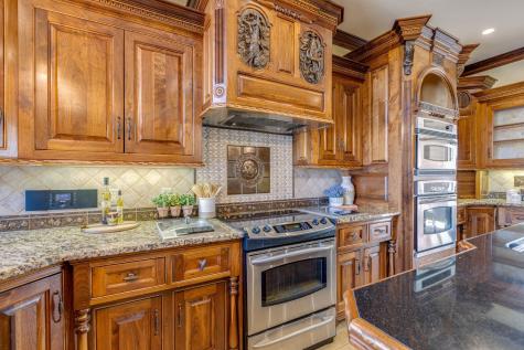 7699 N County Line Road Fairview TN 37062