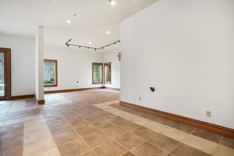 7699 N County Line Road Fairview TN 37062
