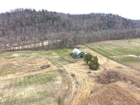 7699 N County Line Road Fairview TN 37062