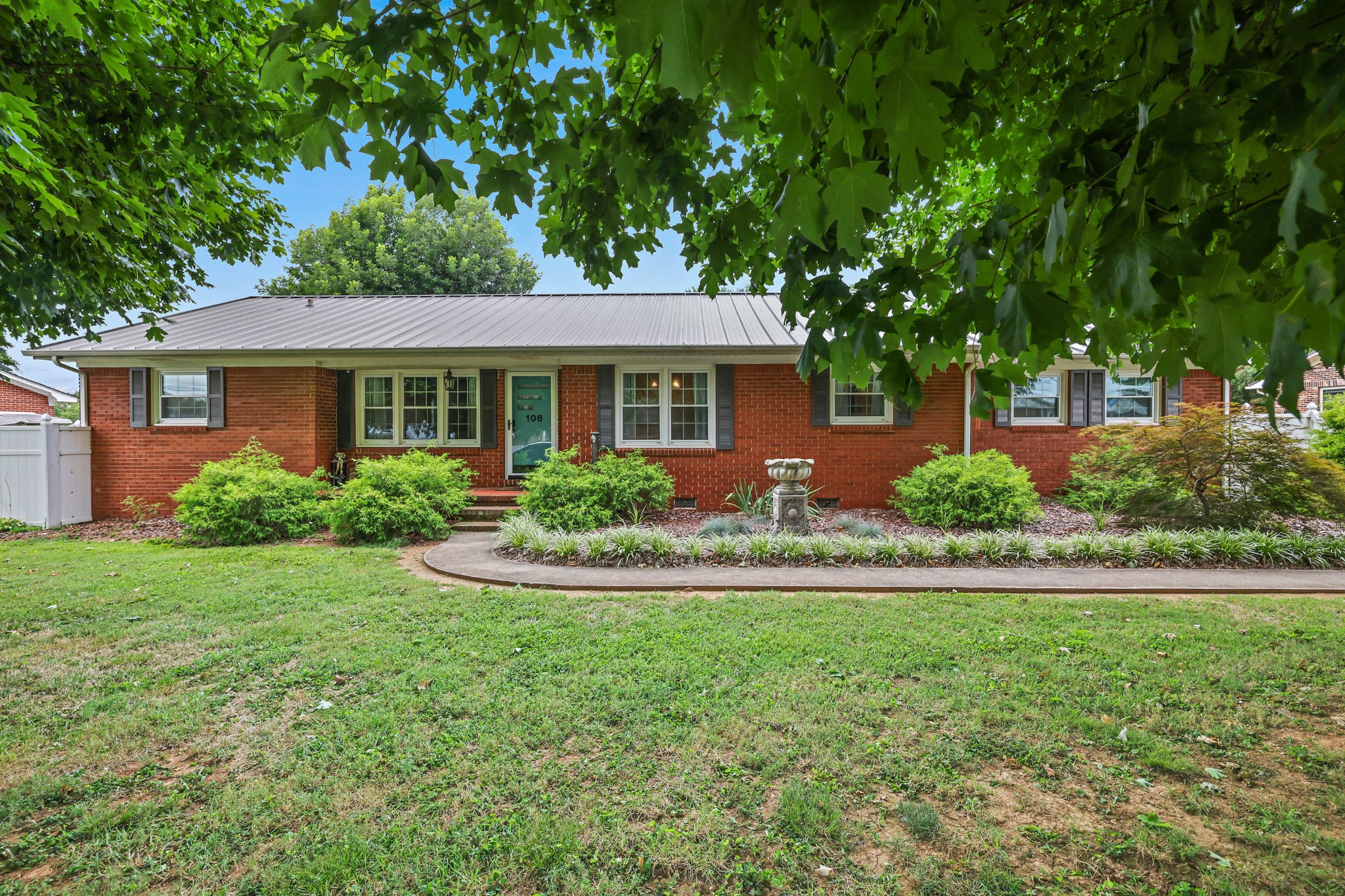108 Van Buren Street Mcminnville TN 37110