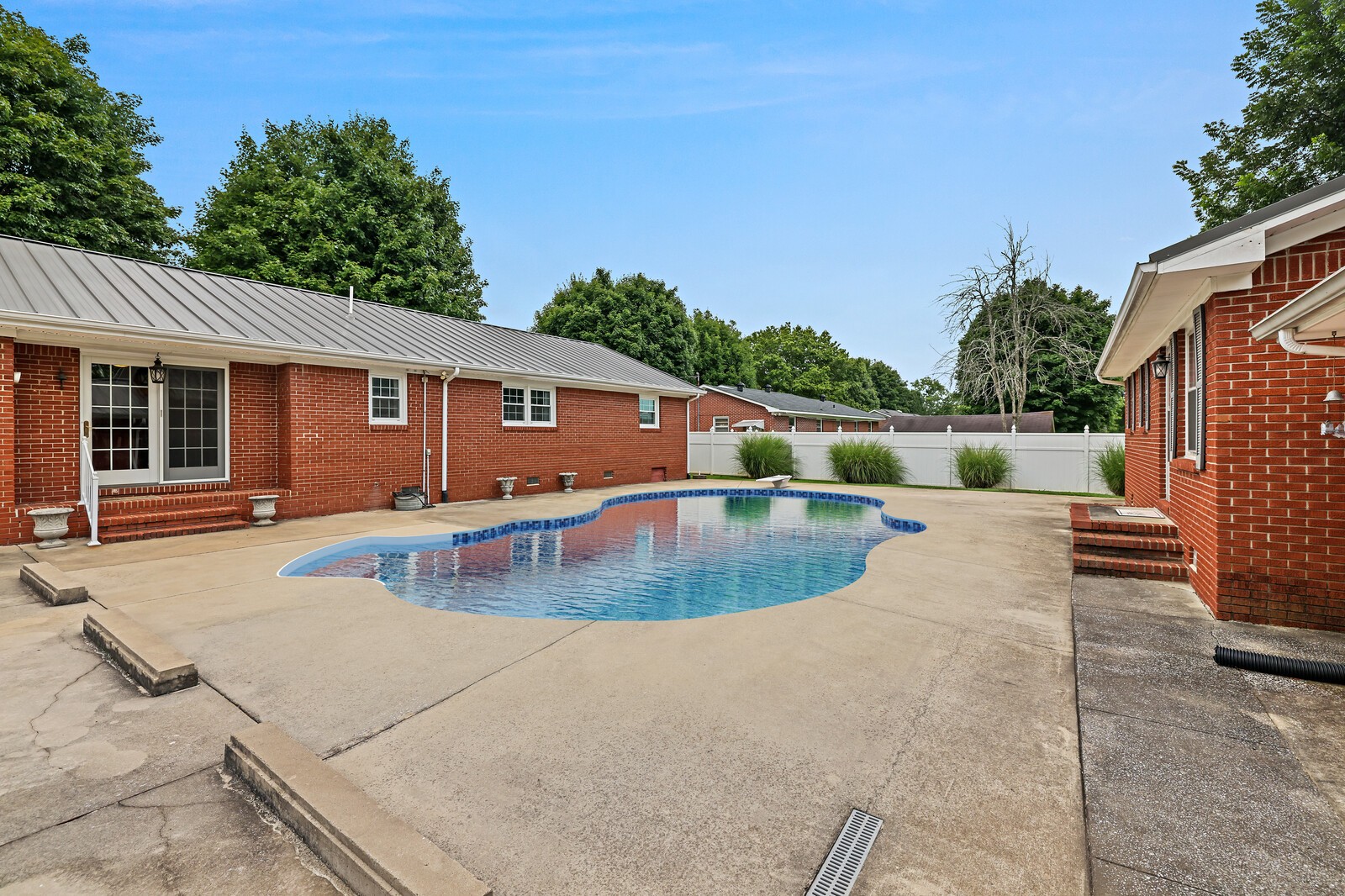 108 Van Buren Street Mcminnville TN 37110