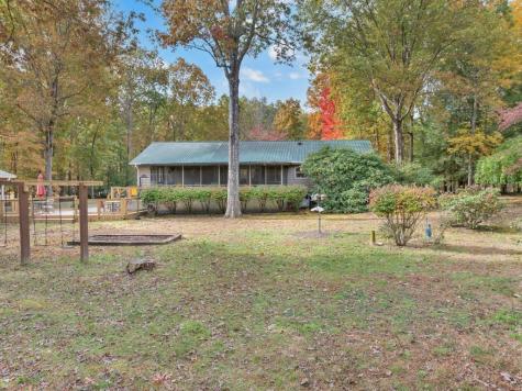 3711 Jump Off Road Sewanee TN 37375