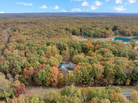 3711 Jump Off Road Sewanee TN 37375