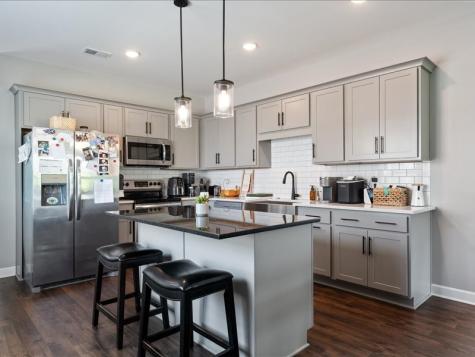 401 Queen Lane Gallatin TN 37066