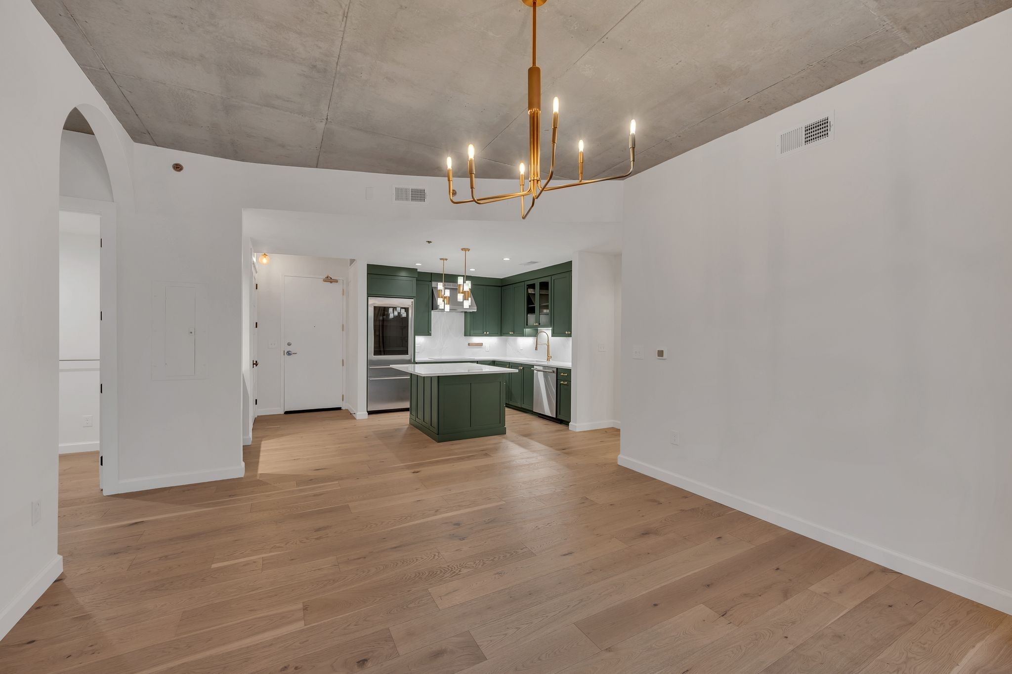 600 12th Ave, S Nashville TN 37203
