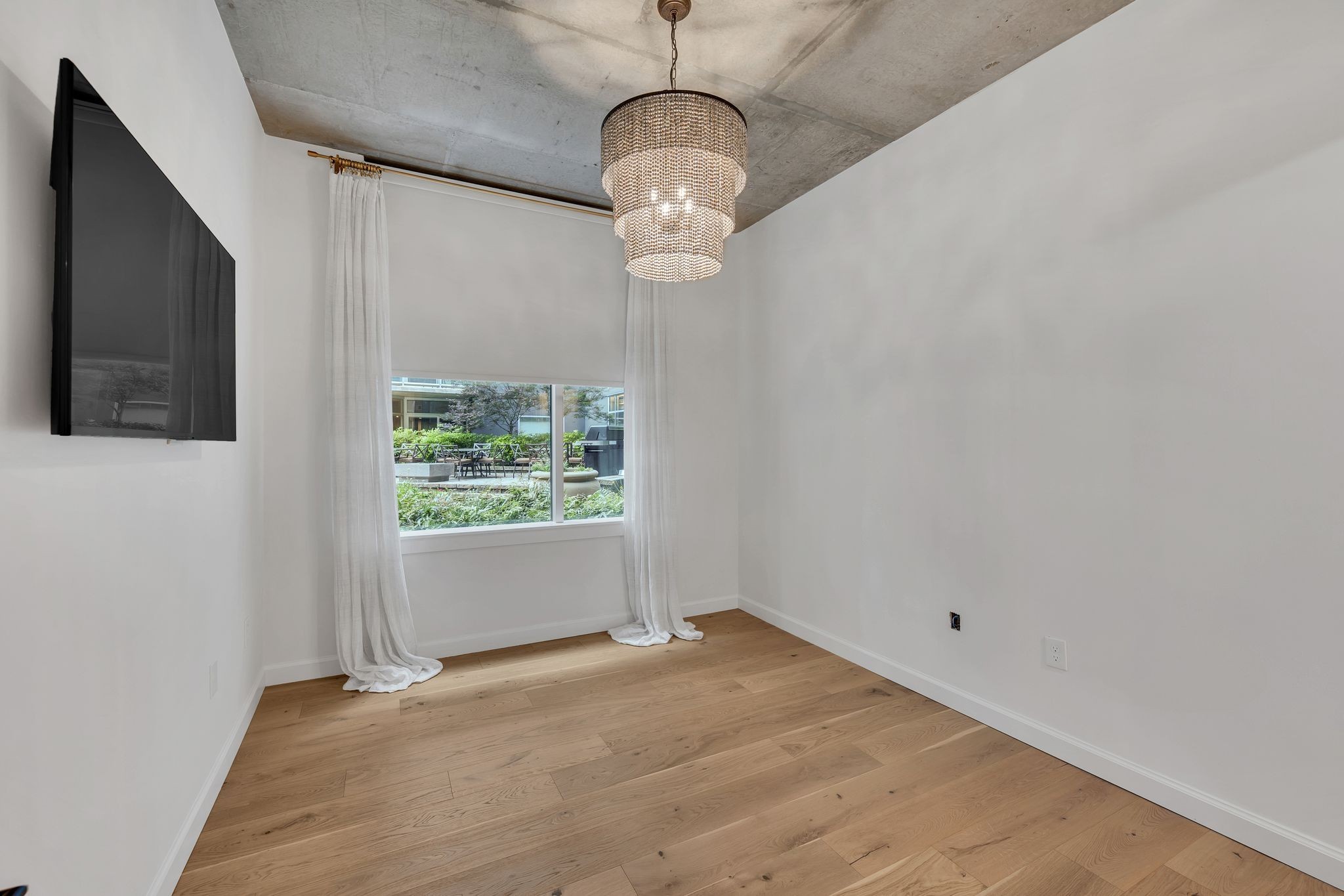 600 12th Ave, S Nashville TN 37203