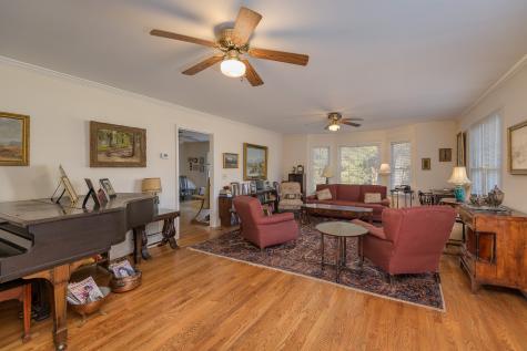 2413 Highway 109, N Lebanon TN 37090