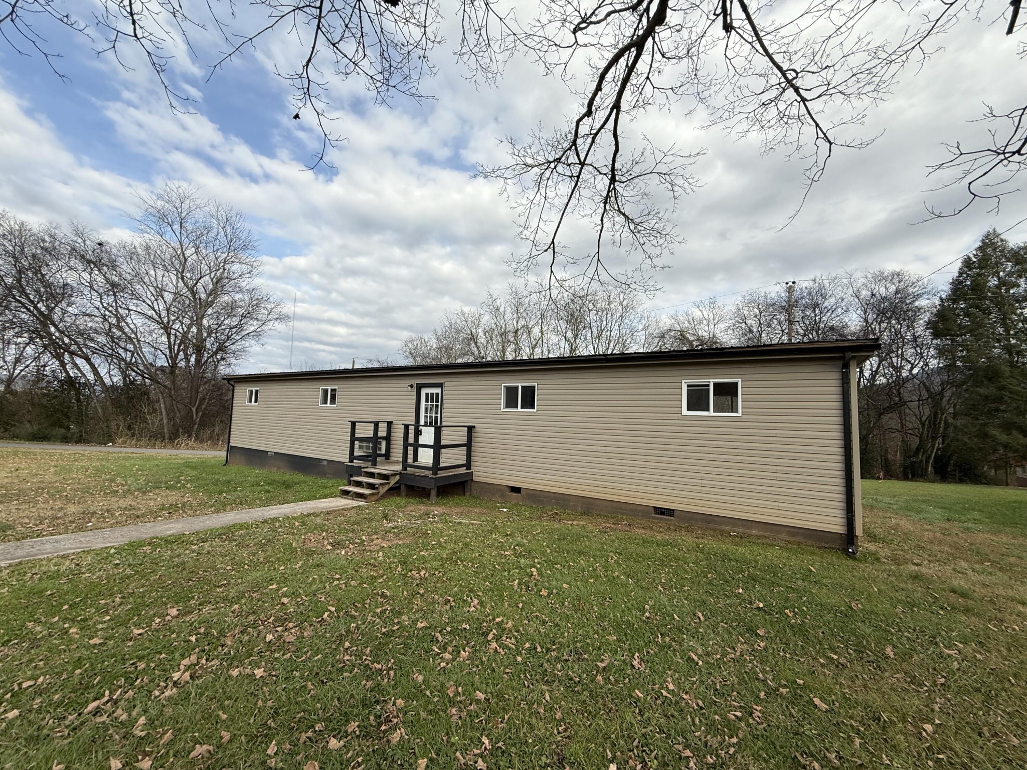 232 W Legion West Circle Pikeville TN 37367