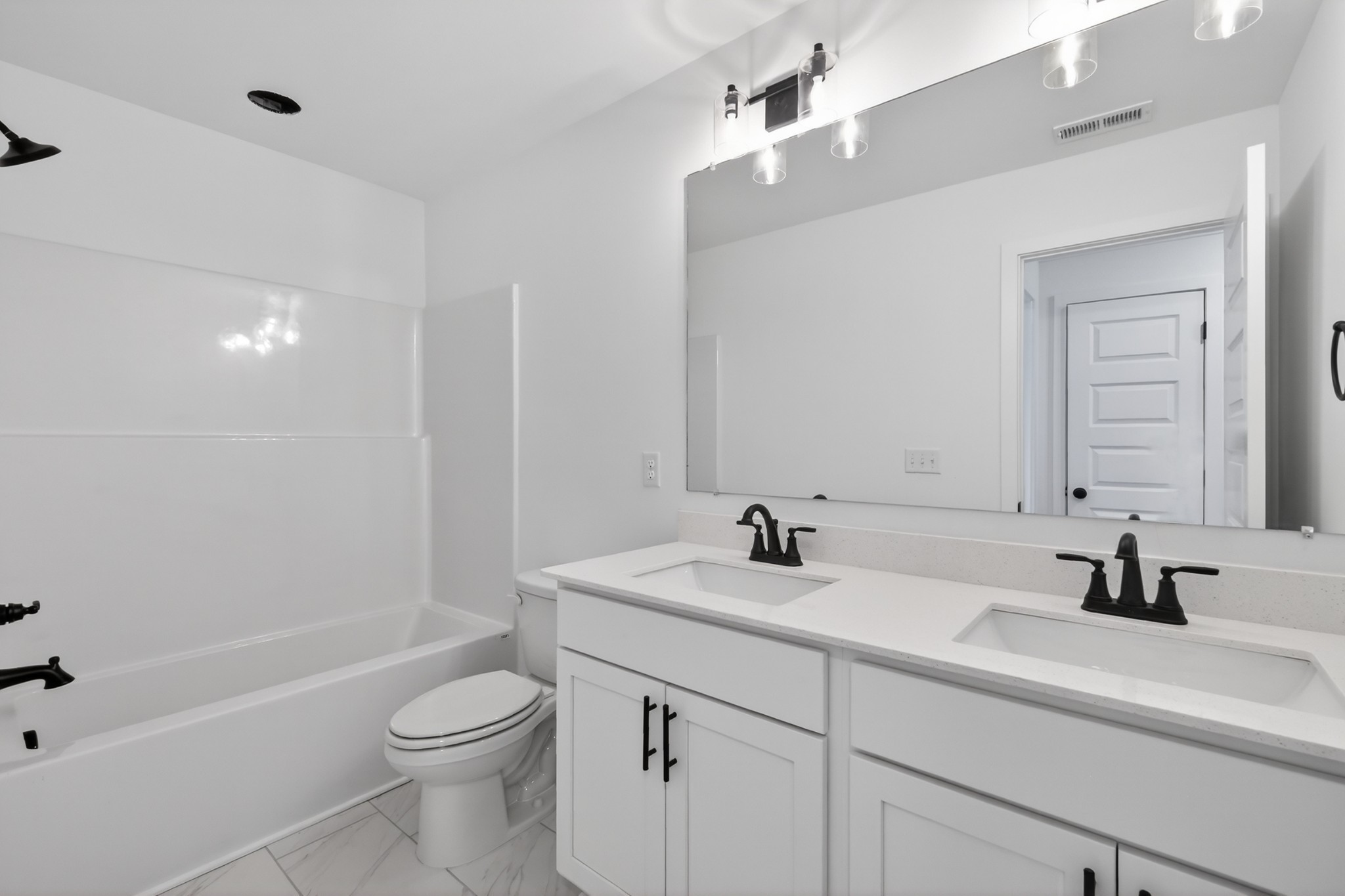 509 Charlie Place White House TN 37188