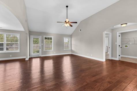 112 Ambridge Street Oak Grove KY 42262