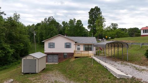 1825 Free Hill Road Celina TN 38551