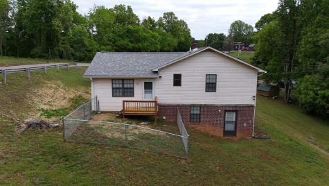 1825 Free Hill Road Celina TN 38551
