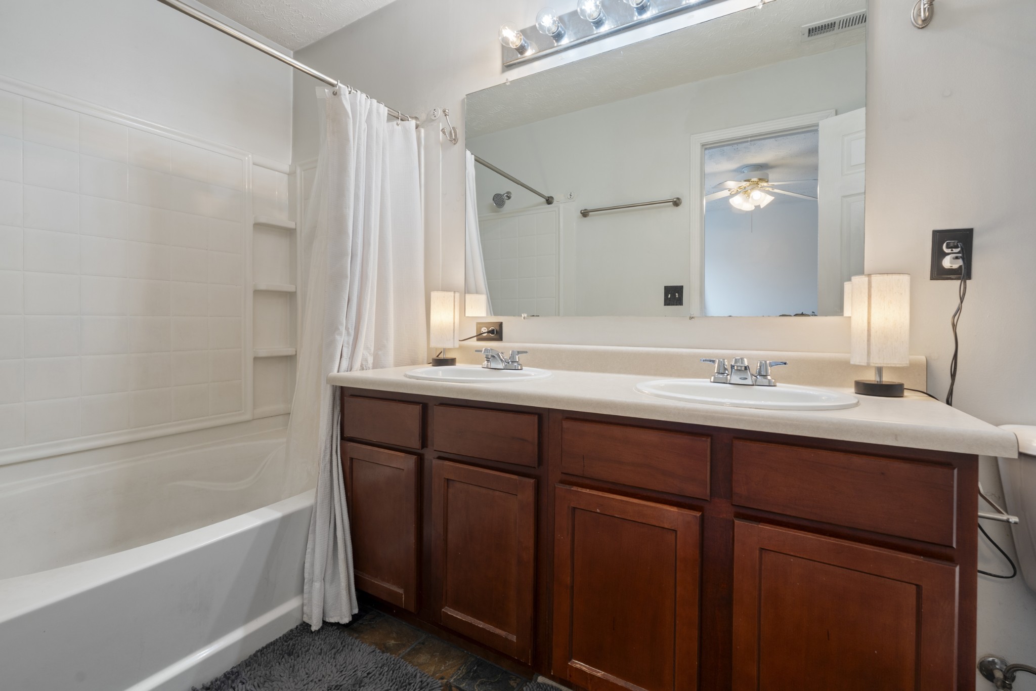 5830 Monroe Crossing Antioch TN 37013