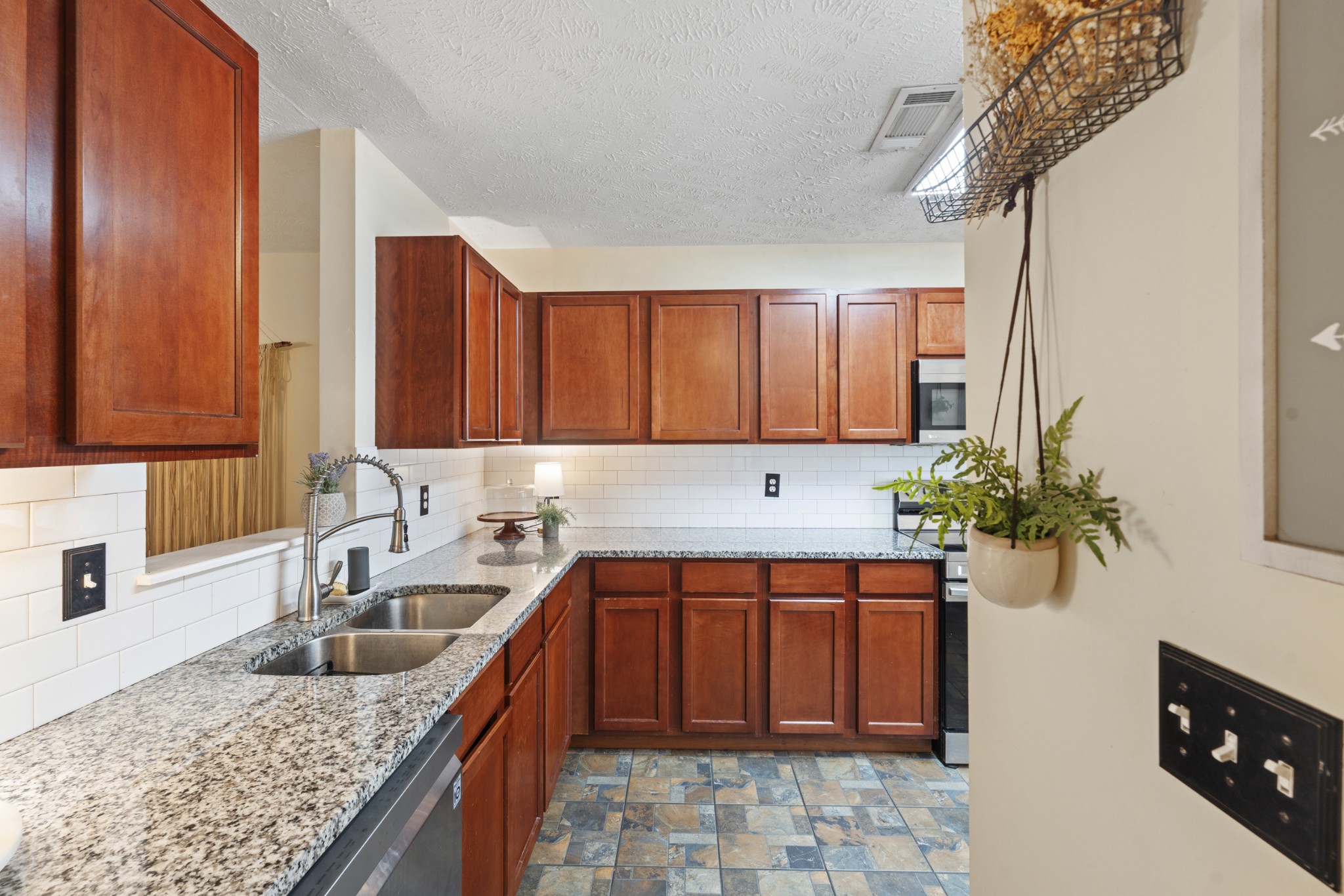 5830 Monroe Crossing Antioch TN 37013