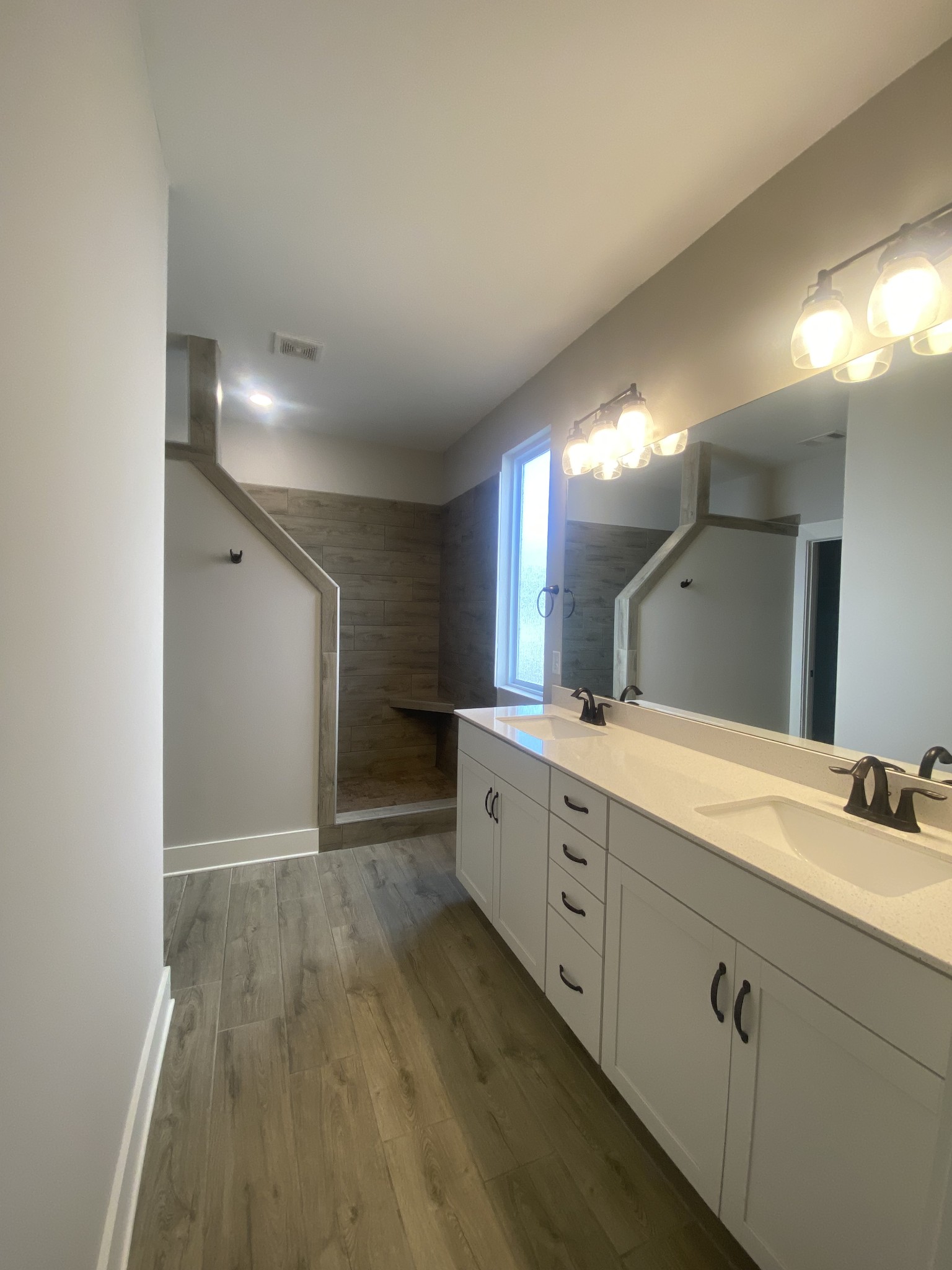 1601 Drakes Creek Road Hendersonville TN 37075