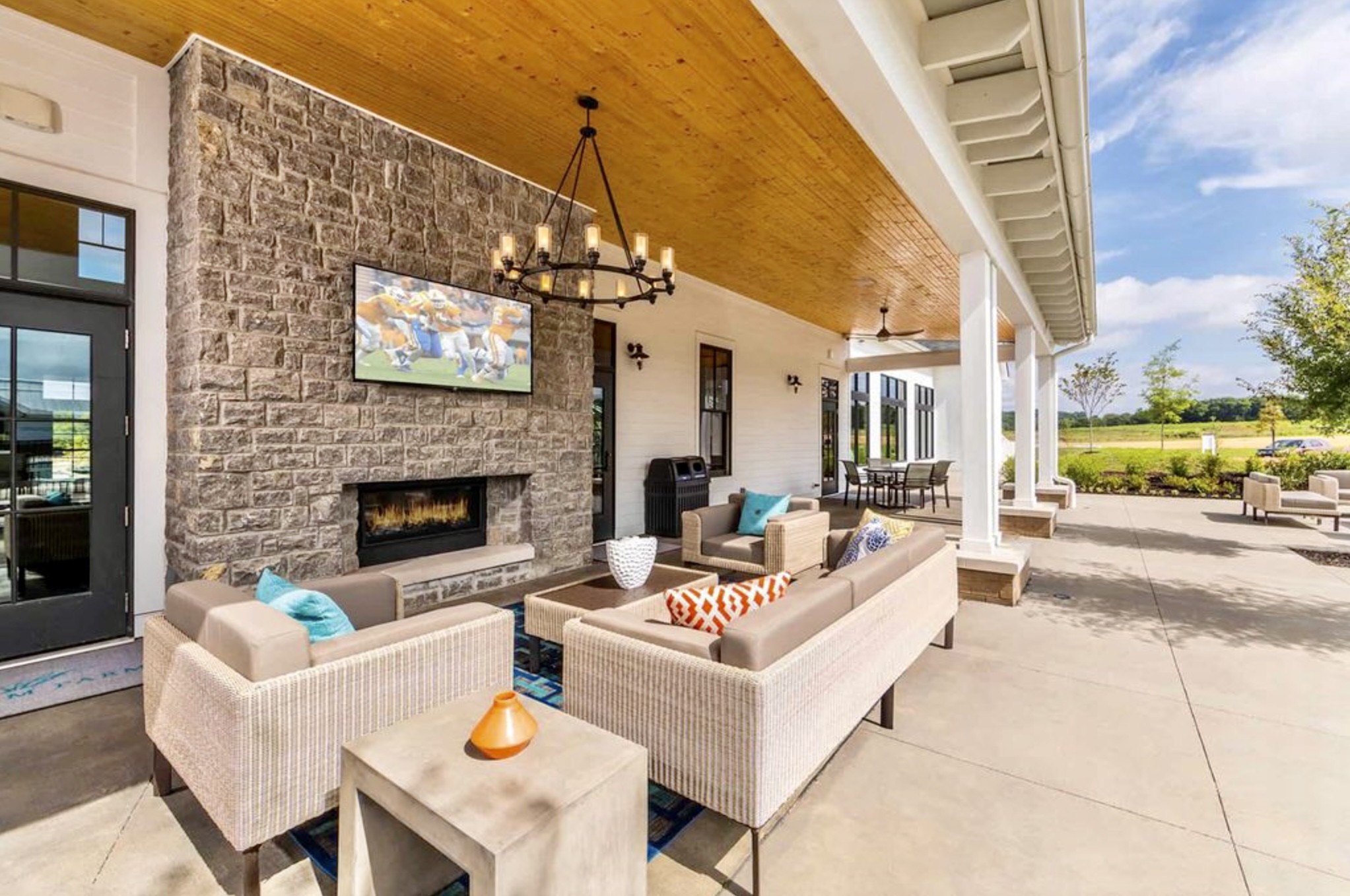 1601 Drakes Creek Road Hendersonville TN 37075