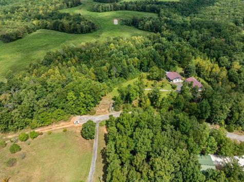 7360 Indian Trace Road Centerville TN 37033